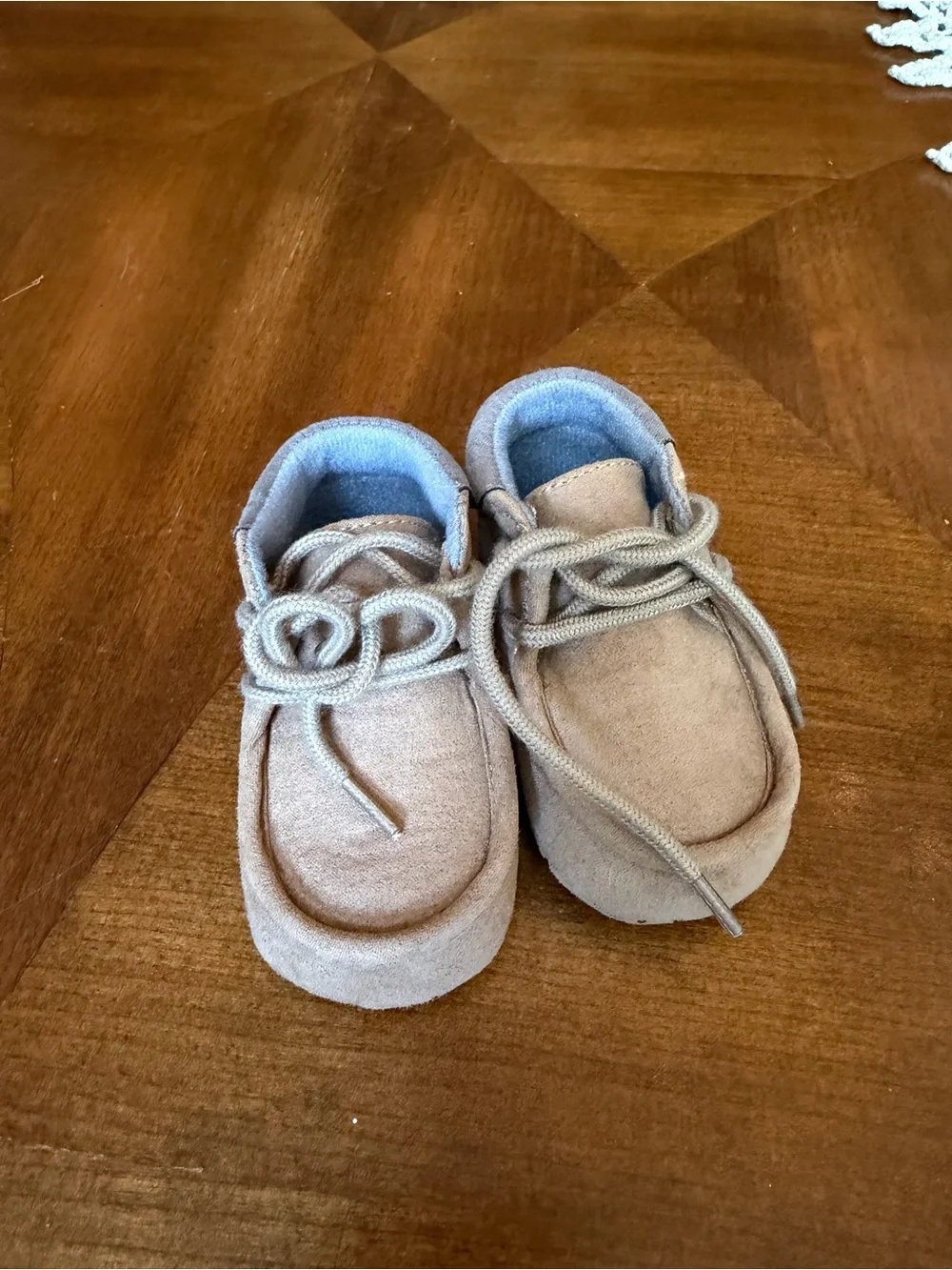 Infant Old Navy Shoes in Light Brown
